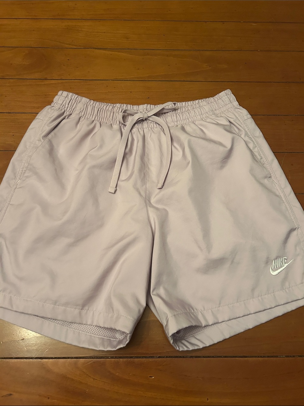 Nike Sportswear Trek Division Woven Flow Shorts Men’s Medium Purple Above Knee